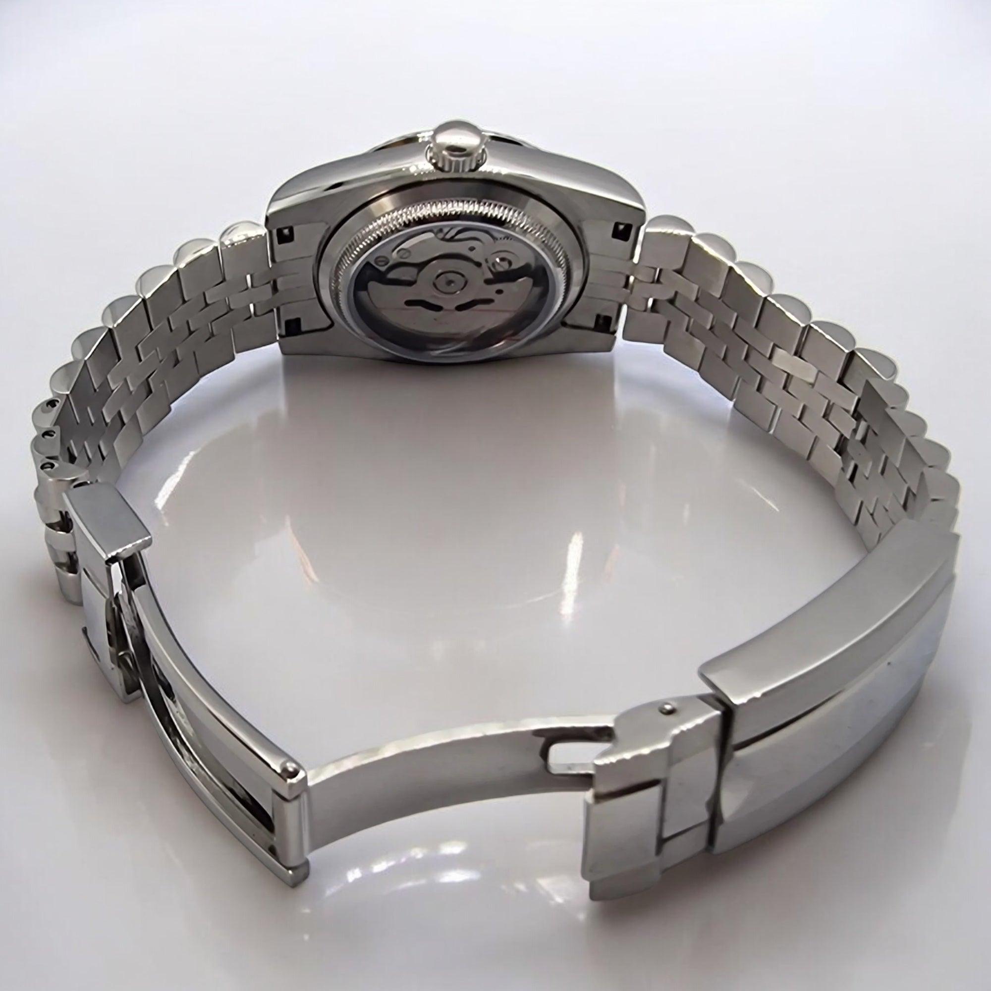 SeikoDweller Olivgrön